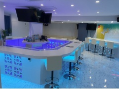 AQUAの店内①